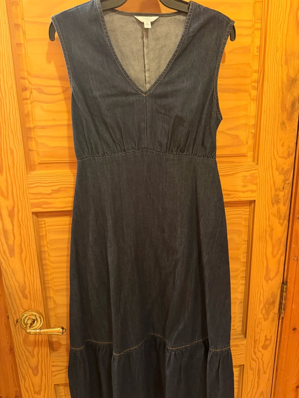 Time and Tru Dark Blue Jean V-Neck Sleeveless Midi Dress